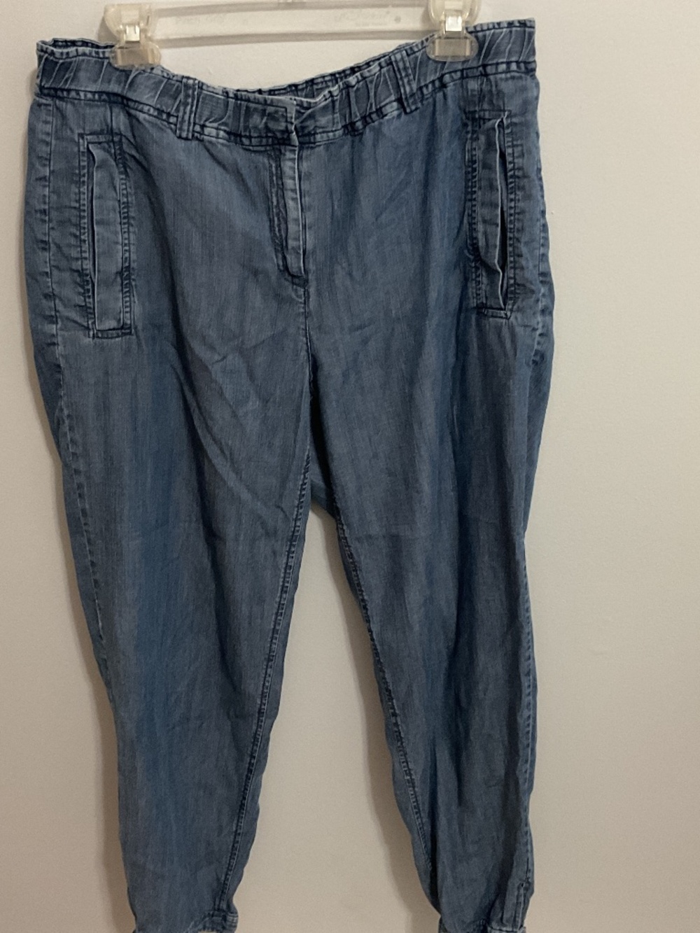 Women’s Eileen Fisher Chambray Joggers, MED